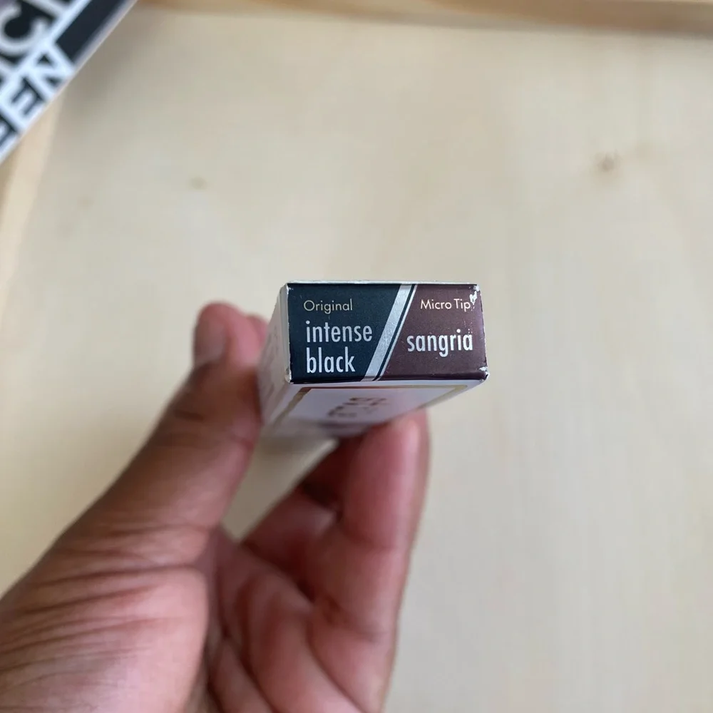 Stila Dual-Ended Liquid Eyeliner in Gold and Black